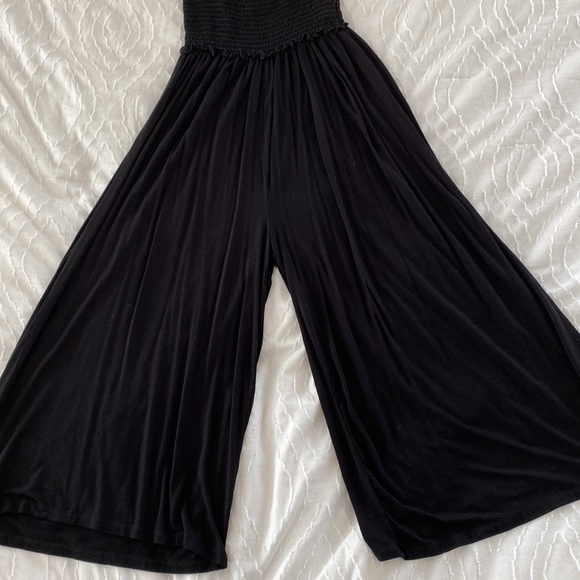 Black romper with wide leg capris (cotton) - Picture 2 of 2